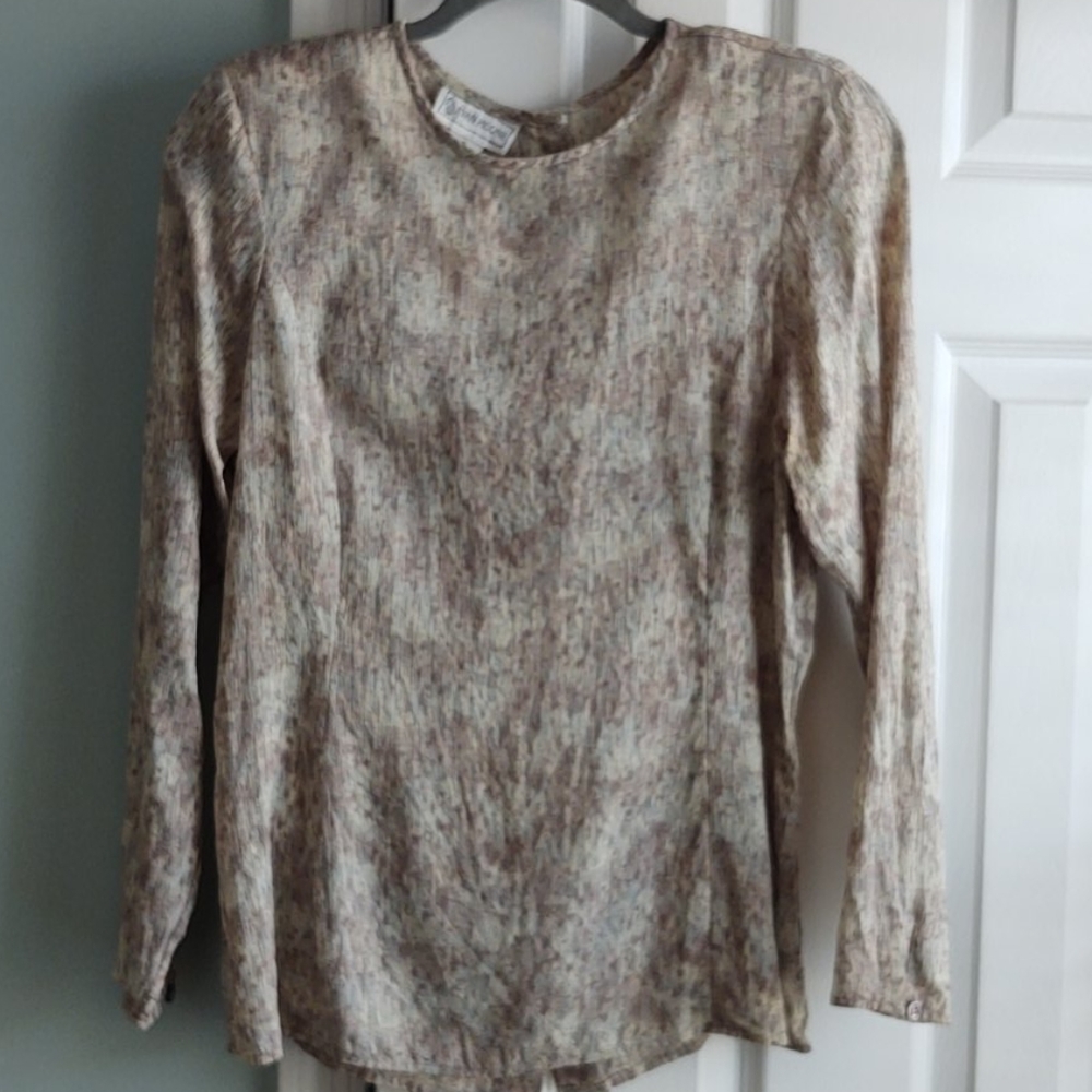 Evan Picone silk back button down blouse size 12